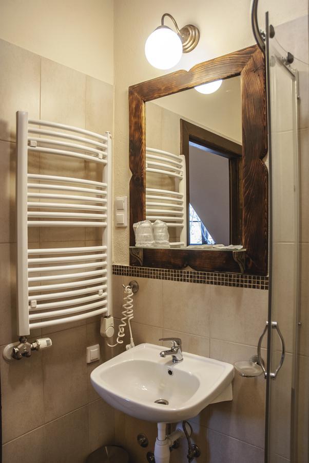 Hotel Pod Kogutkiem Krzywaczka 외부 사진